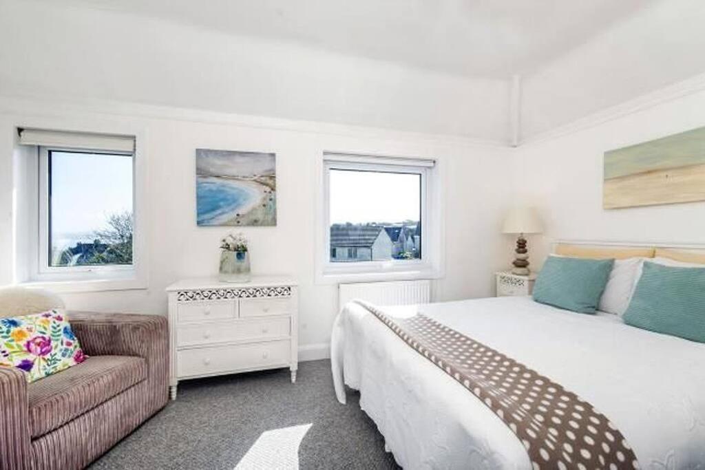Sunrise! ~ 2 Bedrooms, Garden, Parking, Sea Views St. Ives Exterior foto